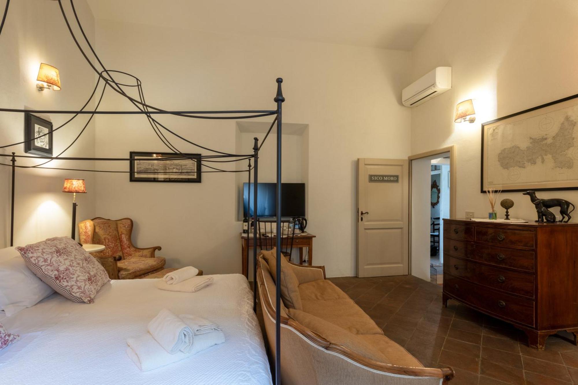 La Locanda Di Villa Toscana Bibbona Bagian luar foto